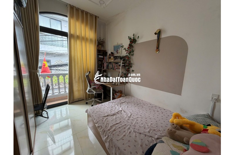 BÁN NHÀ 237/33/10 PHẠM VĂN CHIÊU, GÒ VẤP. HẺM THÔNG 3M, SHR, 3,7 TỶ. LH:0983552799.