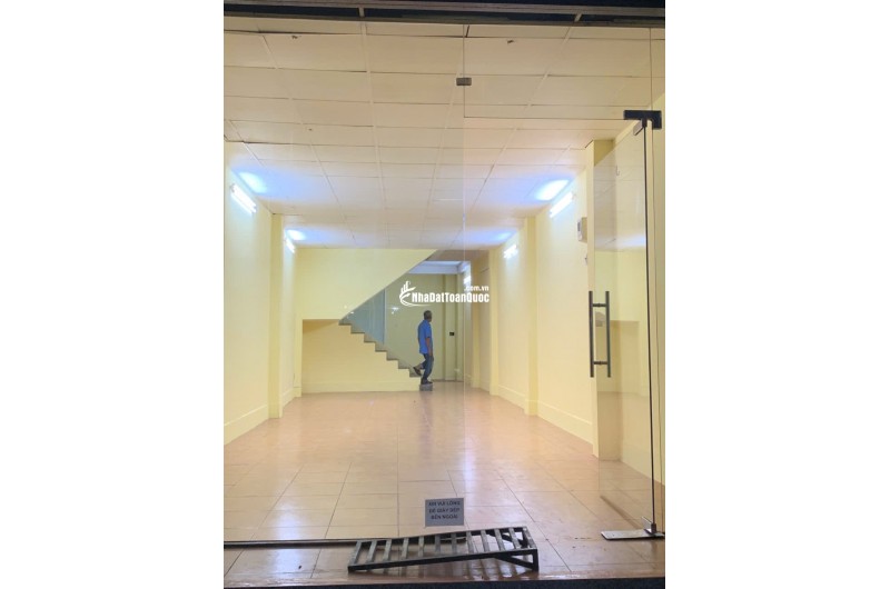 CHO THUÊ NHÀ NGUYÊN CĂN ÔNG ÍCH KHIÊM - QUẬN 11 GẦN ĐẦN SEN. LH:0918515779.