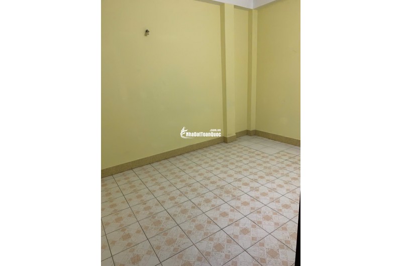 CHO THUÊ NHÀ NGUYÊN CĂN ÔNG ÍCH KHIÊM - QUẬN 11 GẦN ĐẦN SEN. LH:0918515779.