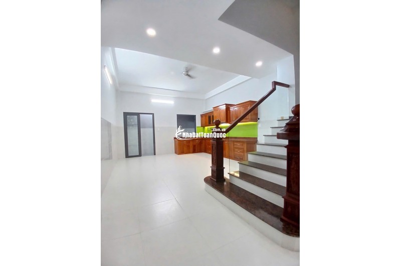 BÁN NHÀ 4 TẦNG GẦN AEON TÂN PHÚ - 5X17 (84M2) - SHR CHỈ 7,8TỶ. LH:0906108070.