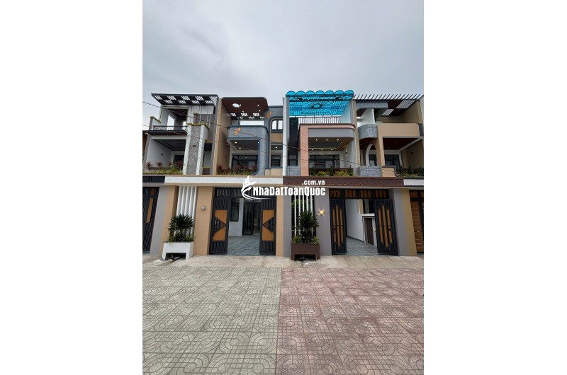 MUA NHÀ PHỐ TẠI CẦN ĐƯỚC - TẶNG NGAY GÓI THIẾT KẾ NỘI THẤT TRỊ GIÁ 100TR. LH:0344069492.