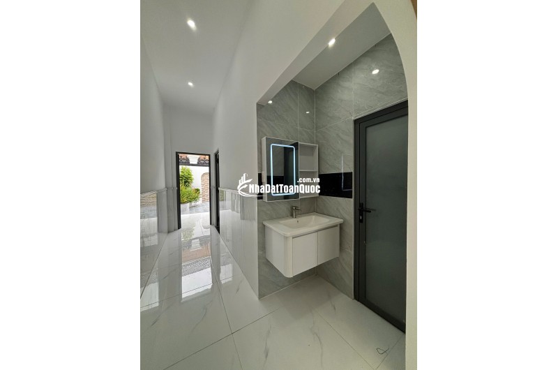 MUA NHÀ PHỐ TẠI CẦN ĐƯỚC - TẶNG NGAY GÓI THIẾT KẾ NỘI THẤT TRỊ GIÁ 100TR. LH:0344069492.