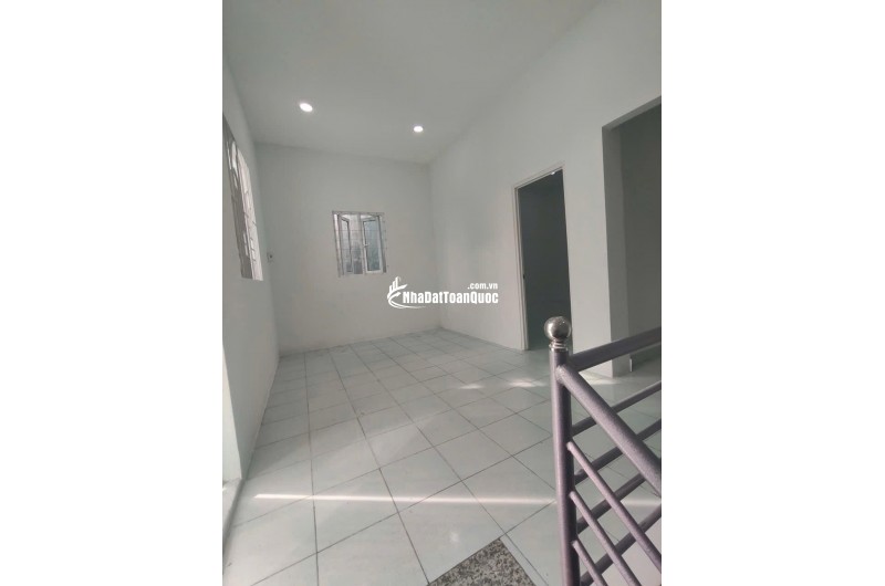 Bán nhà 96m2 ngang 8m tại đường Quốc lộ 1A Tân Thới Hiệp Quận 12 giá 5.9 tỷ