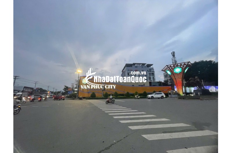 90m2 - Quốc lộ 13 - Nhà 2 mặt tiền trước sau - hẻm Ô tô tới cửa – Hiệp Bình Phước – Nhà 3 tầng hoàn công đủ