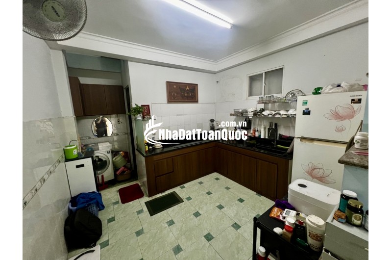 BÁN NHÀ P.1 QUẬN 8 – GẦN CẦU NGUYỄN VĂN CỪ – 3 TẦNG – 52M² – NHỈNH 5 TỶ- LH 0784968131