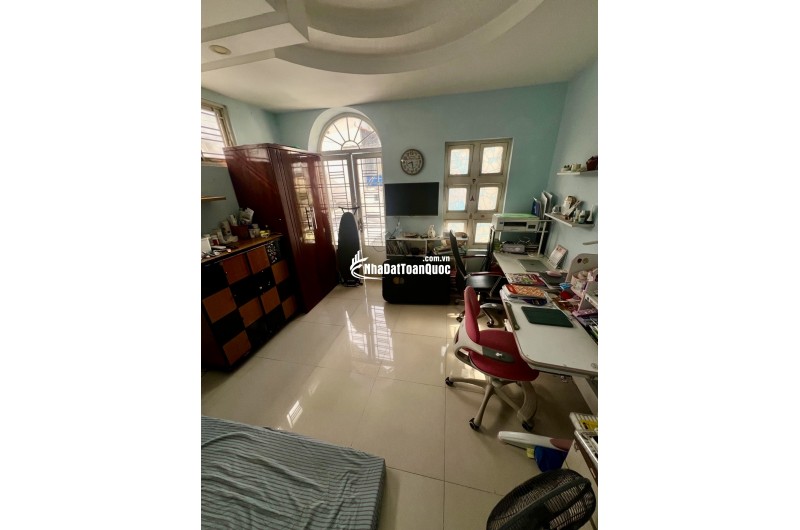 BÁN NHÀ P.1 QUẬN 8 – GẦN CẦU NGUYỄN VĂN CỪ – 3 TẦNG – 52M² – NHỈNH 5 TỶ- LH 0784968131