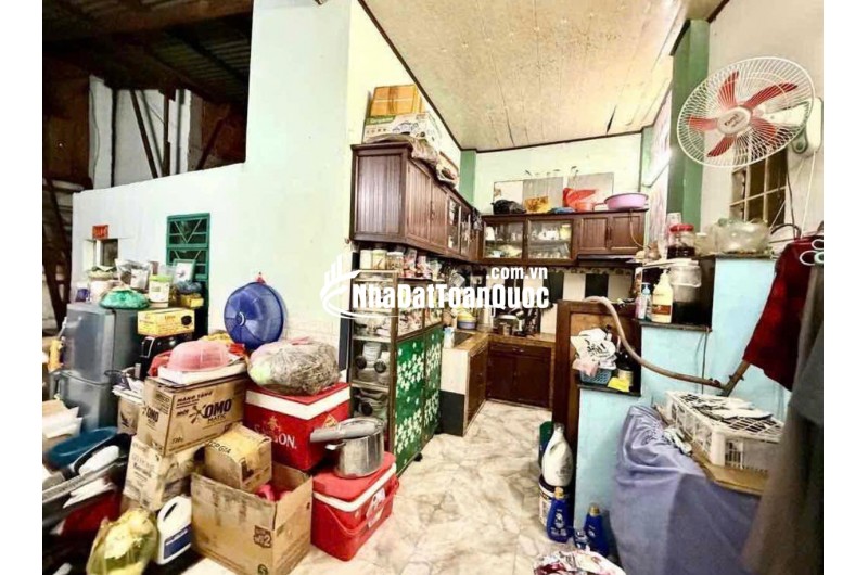 Bán nhà hẻm 2m gần chợ Bà Chiểu 1 trệt 1 gác lửng thuận tiện xây mới