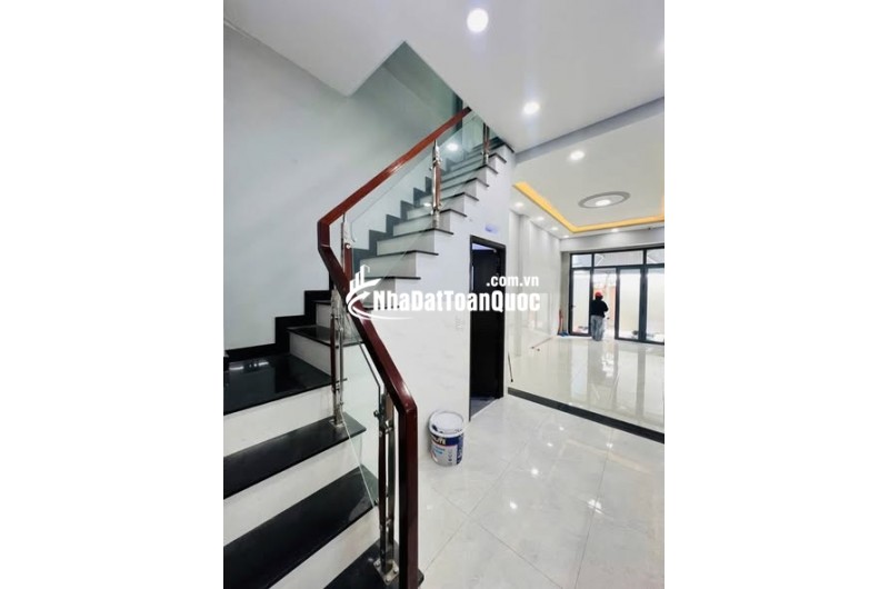 BÁN NHÀ MẶT TIỀN HẺM KINH DOANH MINH PHỤNG  QUẬN 11 ( 34m2 - 2 tầng ) Giá 7.1 Tỷ.