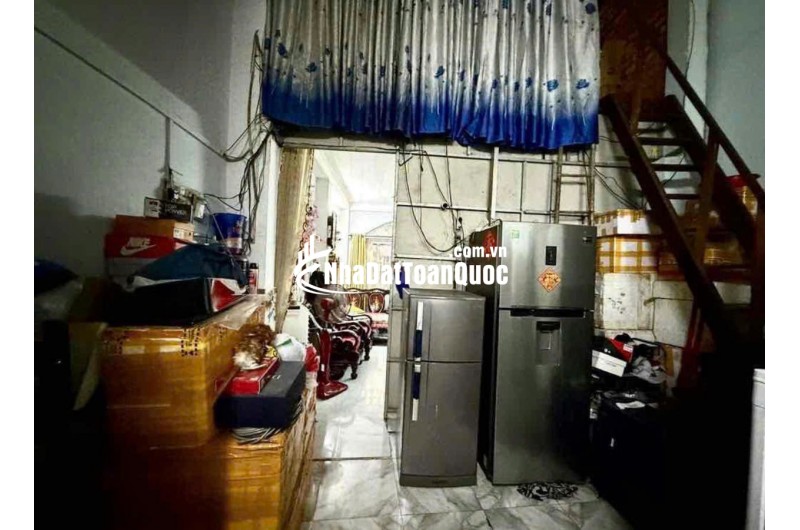 Bán nhà hẻm 2m gần chợ Bà Chiểu 1 trệt 1 gác lửng thuận tiện xây mới