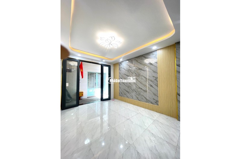 MẶT HẺM XE TẢI Q.8 – 4 tầng BTCT 50M²– 5PN – đỗ oto thoải mái, chỉ hơn 5T