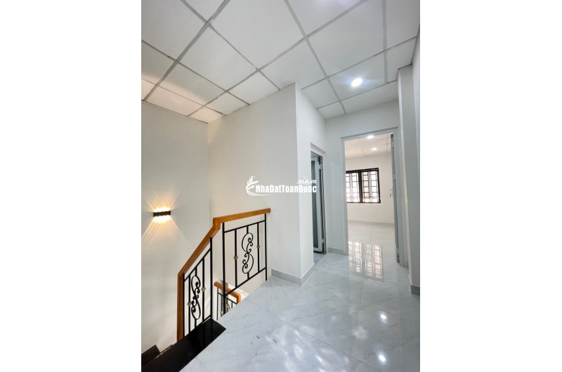 MẶT HẺM XE TẢI Q.8 – 4 tầng BTCT 50M²– 5PN – đỗ oto thoải mái, chỉ hơn 5T