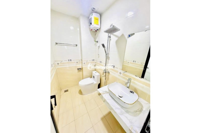 Bán Nhà 5 Tầng Biên Giang, Mặt Tiền 5,1M, Kinh Doanh Tốt , 35M², 2 Xe Tải Tránh