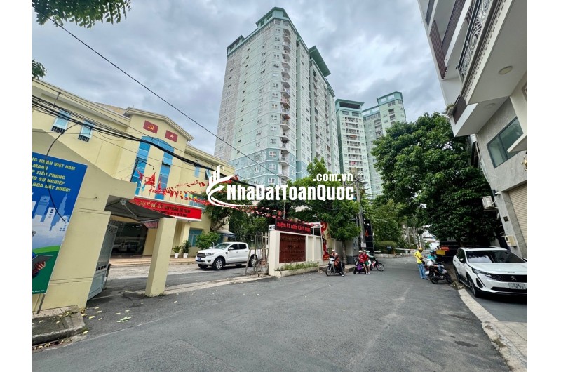 Căn hộ Khu ẩm thực Tô Hiệu hơn 50m² giá nhỉnh 2 tỷ
