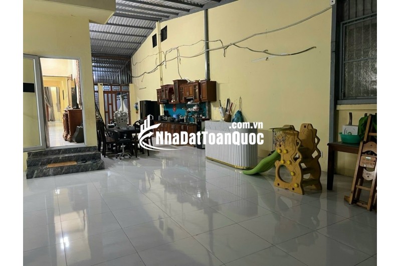 BÁN NHÀ DIỆN TÍCH KHỦNG FULL THỔ KDC HƯNG LONG BÌNH CHÁNH - XE HƠI NGỦ TRONG NHÀ