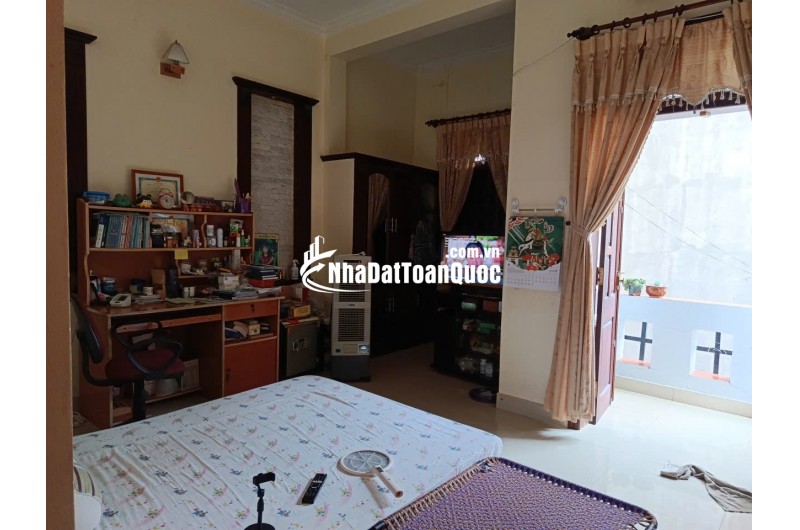 BÁN NHÀ 15/2A (SỐ CŨ 19) NGUYỄN BỈNH KHIÊM, P.VŨNG TÀU, HOÀN CÔNG 224M2. LH:0982230297