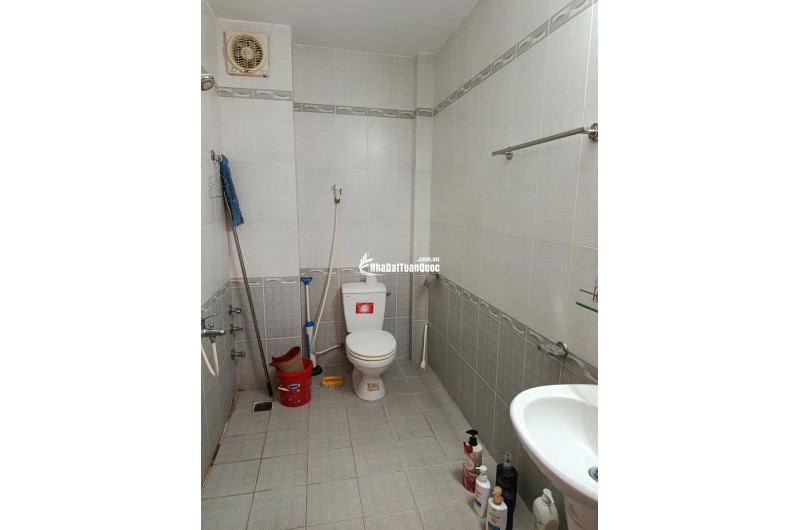 BÁN NHÀ 15/2A (SỐ CŨ 19) NGUYỄN BỈNH KHIÊM, P.VŨNG TÀU, HOÀN CÔNG 224M2. LH:0982230297