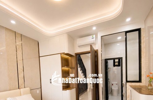 NHÀ ĐẸP BÌNH TÂN 5 TẦNG ĐẸP - HẺM XE TẢI - FULL NỘI THẤT
