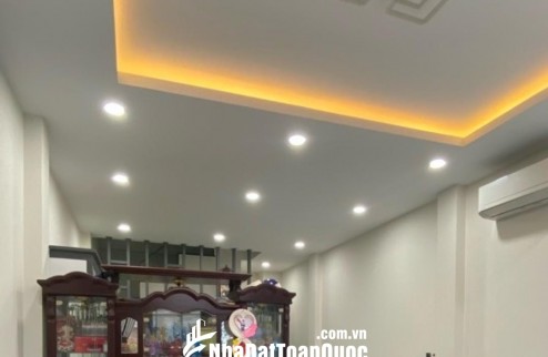 Nhà 3 tầng 54m2, 3PN, 3WC, hẻm 4m sát mặt tiền Phạm Văn Chiêu. Liên hệ ngay