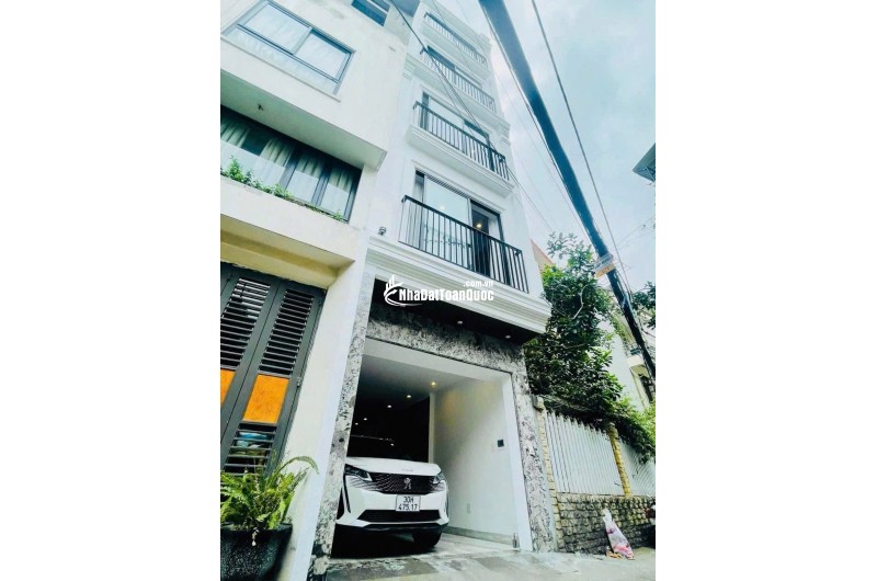 Bán nhà Ngọc thụy 11 tỷ 40m ô tô gara,thang máy,sổ đỏ Long Biên