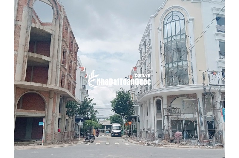 BÁN LÔ BIỆT THỰ 270M2 CÁCH SB LONG THÀNH 5P CHỈ 8 TỶ