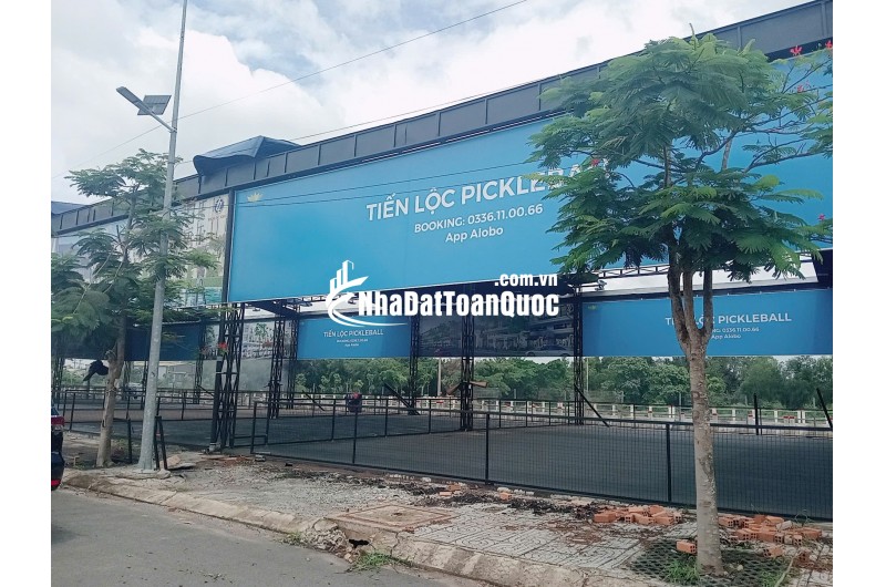 BÁN LÔ GÓC 106M2, NGANG 8M, SÁT SÂN BAY LONG THÀNH CHỈ 4 TỶ.