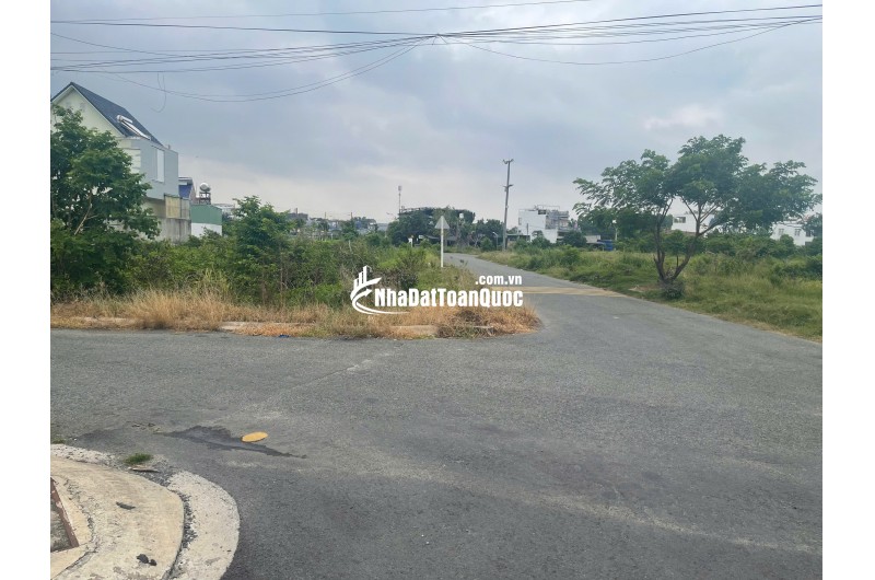 BÁN 4 LÔ ĐẤT THỊ TRẤN CỦ CHI (200M2 ĐẾN 224M2) SHR. CHỈ TỪ 5.5 TỶ/LÔ. LH:0901393456.