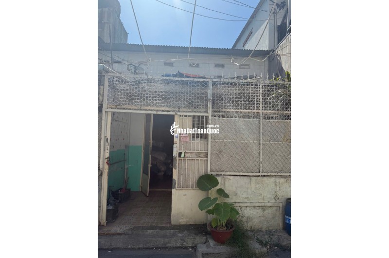 Bán nhà Quận 12,  trục Trường Chinh, 45m2, khu phân lô ô tô thông, nhỉnh 4 tỷ