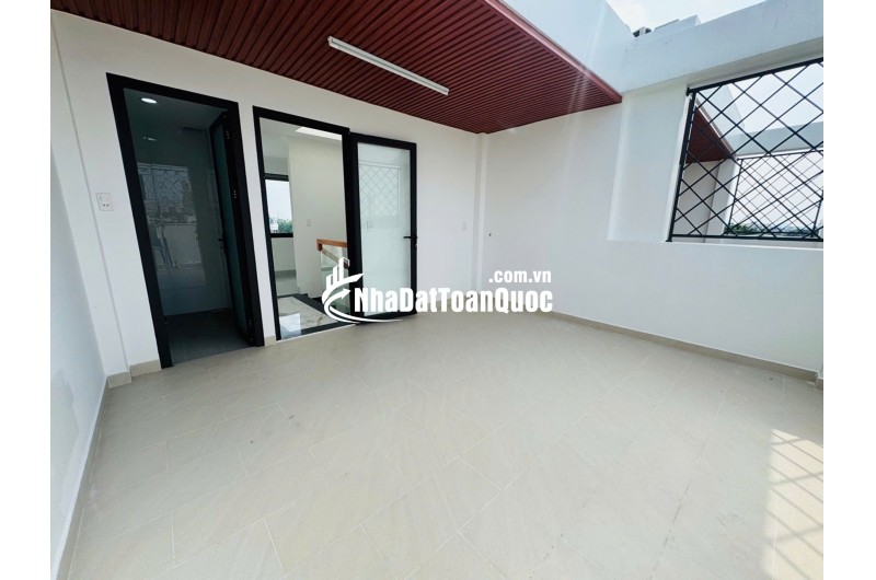Bán nhà Hà Huy Giáp, Thạnh Lộc, Quận 12, 58m2, hẻm ô tô, 6PN, nhỉnh 6 tỷ