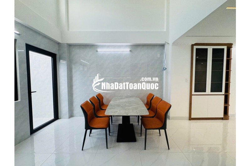 Bán nhà Hà Huy Giáp, Thạnh Lộc, Quận 12, 58m2, hẻm ô tô, 6PN, nhỉnh 6 tỷ