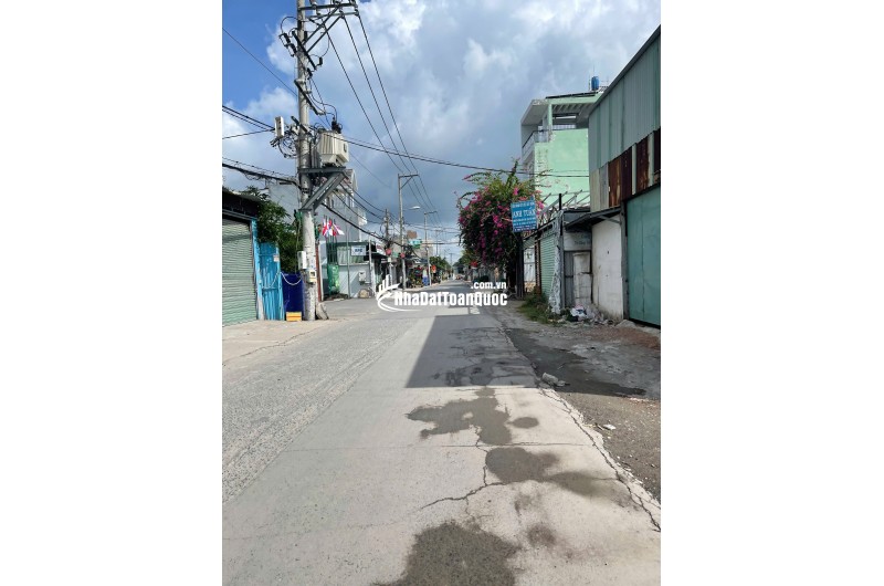 BÁN NHÀ GẦN CHỢ THẠNH XUÂN – HẺM Ô TÔ – CÔNG NĂNG ĐẦY ĐỦ, Ở NGAY – NHỈNH 3 TỶ