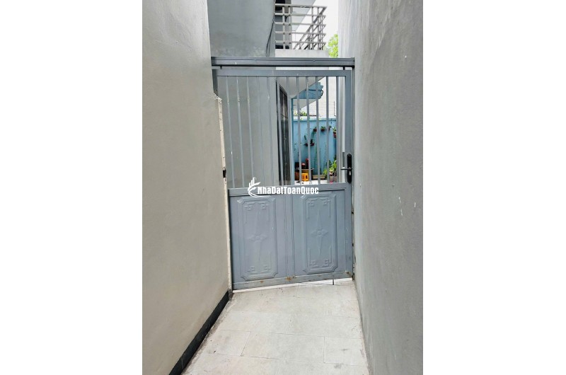 HÀNG HIẾM BÁN ĐẤT NGUYỄN VĂN LINH, LONG BIÊN  SAU 1 NHÀ RA Ô TÔ TRÁNH  KHU VỰC ĐANG PHÁT TRIỂN 31M²  MT 3,5M  4,6 TỶ.