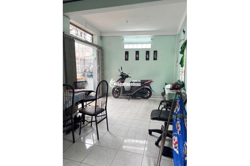 Bán nhà cũ 80m2 nở hậu hẻm 251 Lê Quang Định Bình Thạnh hạ 2tỷ còn 5.5tỷ