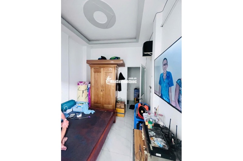Nhà đẹp Q8 hẻm 3 gác thông - 4 tầng BTCT. SD 84m2 chỉ 2 tỷ