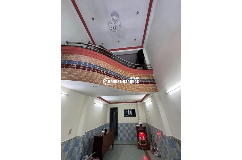 Cho thuê nhà 62/1 Xóm Đất P8 Q11 hẻm 3m, Đúc 3.5 tấm