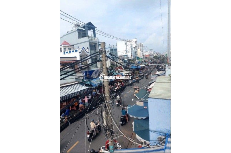 Bán nhà Mặt Tiền ngay chợ sáng Bùi Minh Trực P5 Q8
