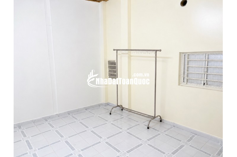 Bán nhà 58m2 ,XVNT Bình Thạnh , Hàng Xanh 6PN hẻm thông D2 giá 5.5tỷ