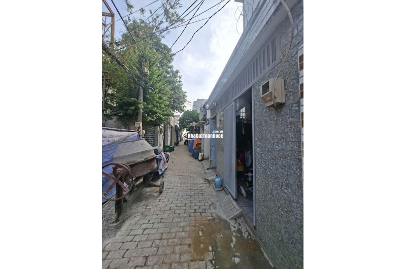 Bán nhà 1 trệt 1 lầu đang KD 7 phòng trọ đường Trần Thị Điệu