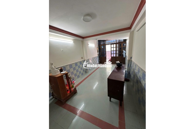 Cho thuê nhà 62/1 Xóm Đất P8 Q11 hẻm 3m, Đúc 3.5 tấm