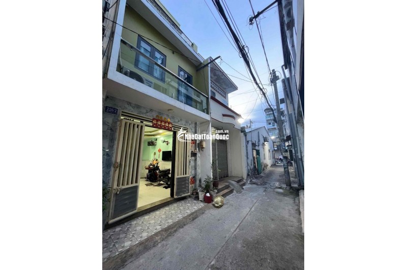 Chính chủ cần bán nhà 3,5x10 hẻm xe hơi tại Minh Phụng Q6