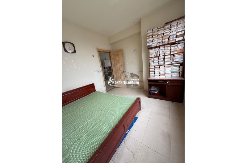 BÁN CHUNG CƯ LÔ GÓC THOÁNG SÁNG SÀI ĐỒNG HÀNG XÓM VINHOMES 2 NGỦ BAN CÔNG RỘNG 74M² 4.1 TỶ.