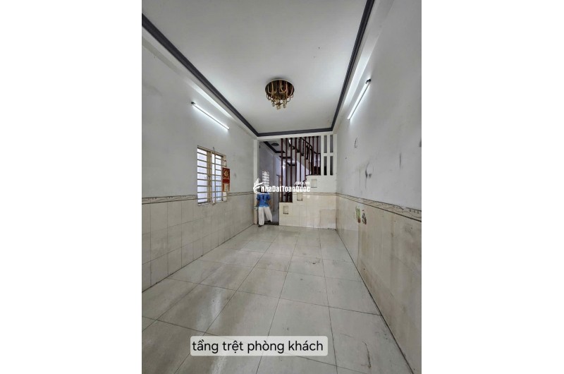 Bán nhà 1 trệt 2 lầu mặt tiền đường HT26, Q12