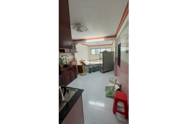 Cho thuê nhà 62/1 Xóm Đất P8 Q11 hẻm 3m, Đúc 3.5 tấm
