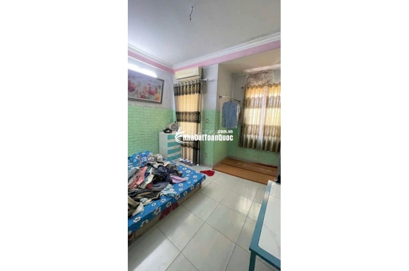 Bán nhà mặt tiền Trường Chinh ngay cầu Tham Lương Q12