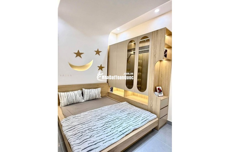 NHÀ MỚI NGAY CHỢ THẠCH ĐÀ – 3PN CÓ 1PN TRỆT – 56,4M² NỞ HẬU – NHÀ MỚI 2 TẦNG – 5,98 TỶ!