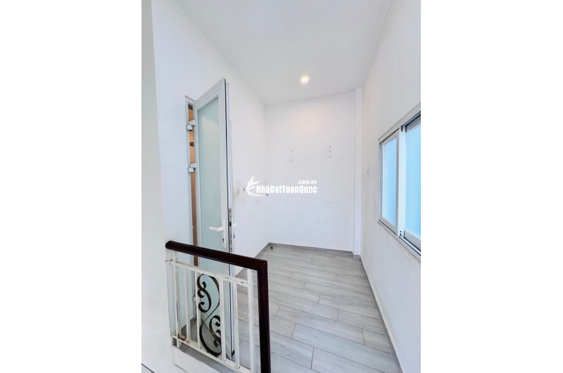 Nhà Nguyễn Văn Lượng P17 Gò Vấp 21m2 , hẻm xe hơi  giá 2.6tỷ