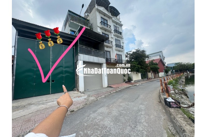Bán Nhà Bát Khối 11 tỷ 86m ô tô đỗ cửa,vỉa hè view hồ