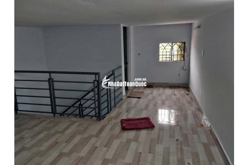 NHÀ CẤP 4 (4x20) GÁC ĐÚC SUỐT 4X15 ĐÔNG THẠNH HÓC MÔN LH:0395276851