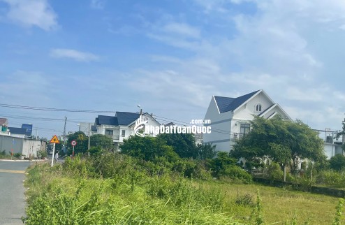 BÁN 4 LÔ ĐẤT THỊ TRẤN CỦ CHI (200M2 ĐẾN 224M2) SHR. CHỈ TỪ 5.5 TỶ/LÔ. LH:0901393456.