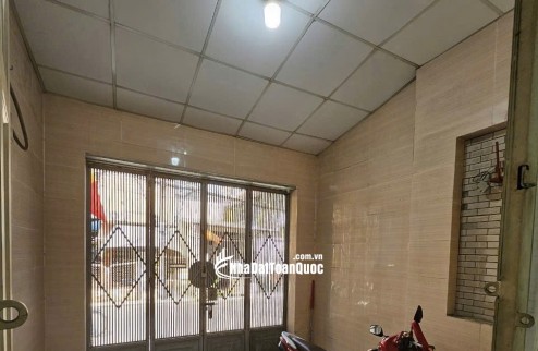 Bán nhà 1 trệt 2 lầu mặt tiền đường HT26, Q12