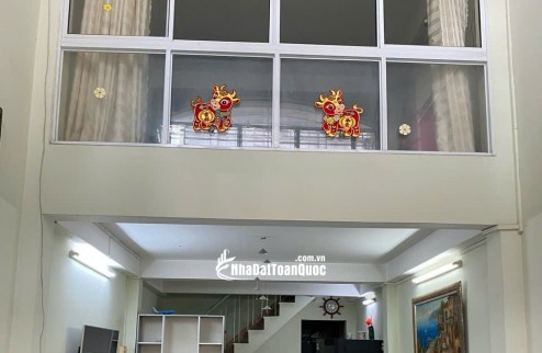 Chính chủ cần bán 2 căn nhà giá cực tốt tại Tân Bình và Gò Vấp